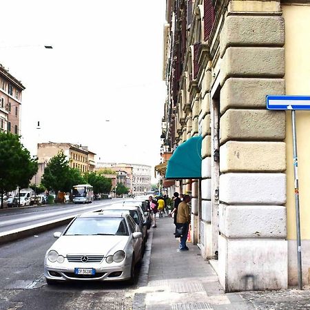 Le Rondini A Roma Villa Exterior photo