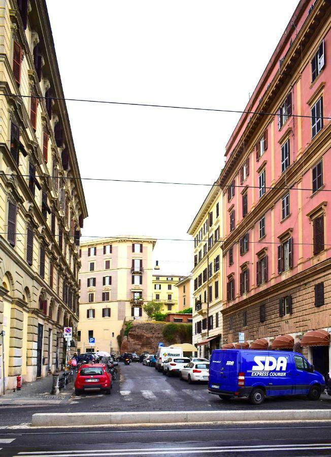 Le Rondini A Roma Villa Exterior photo