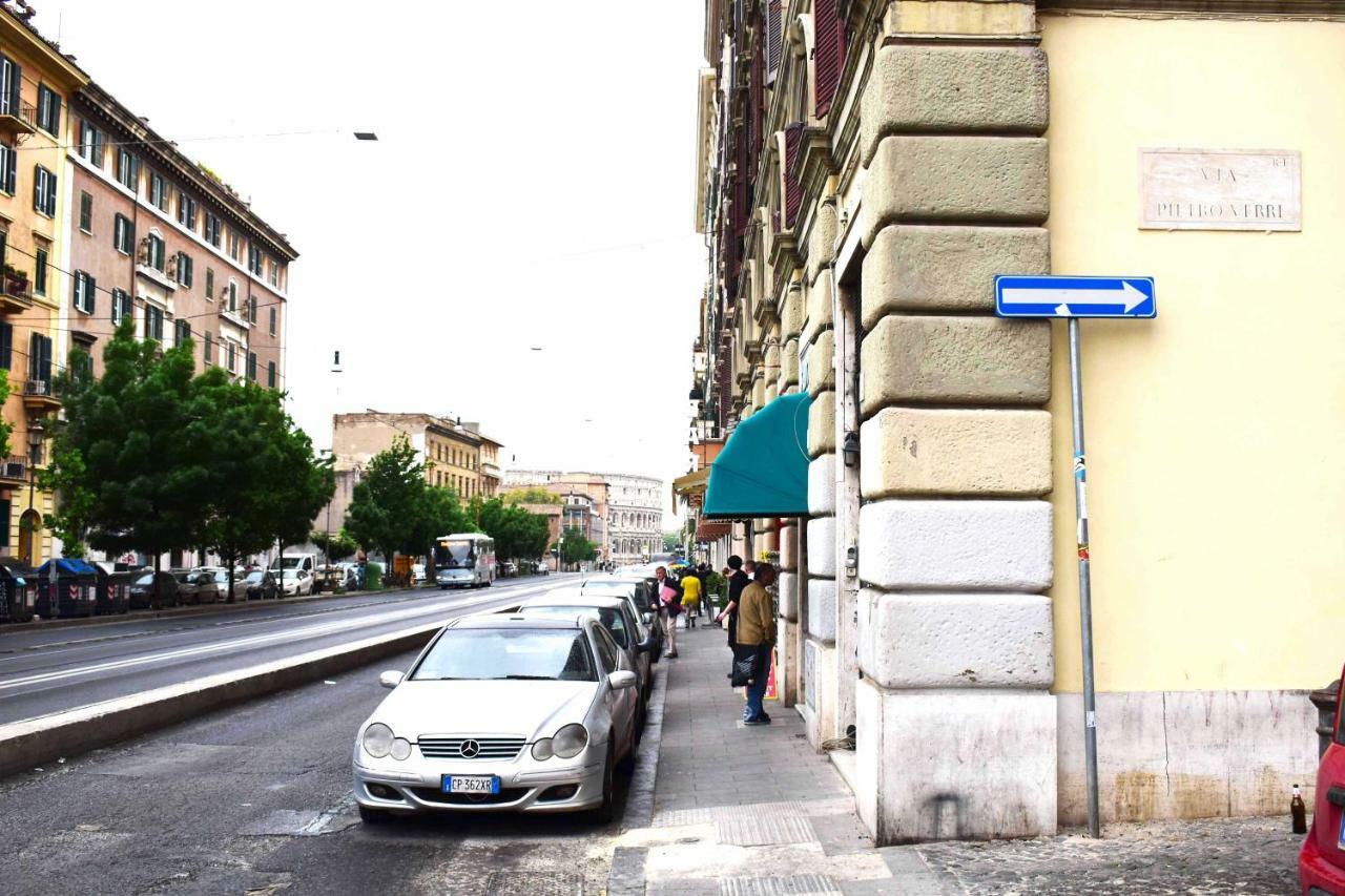 Le Rondini A Roma Villa Exterior photo